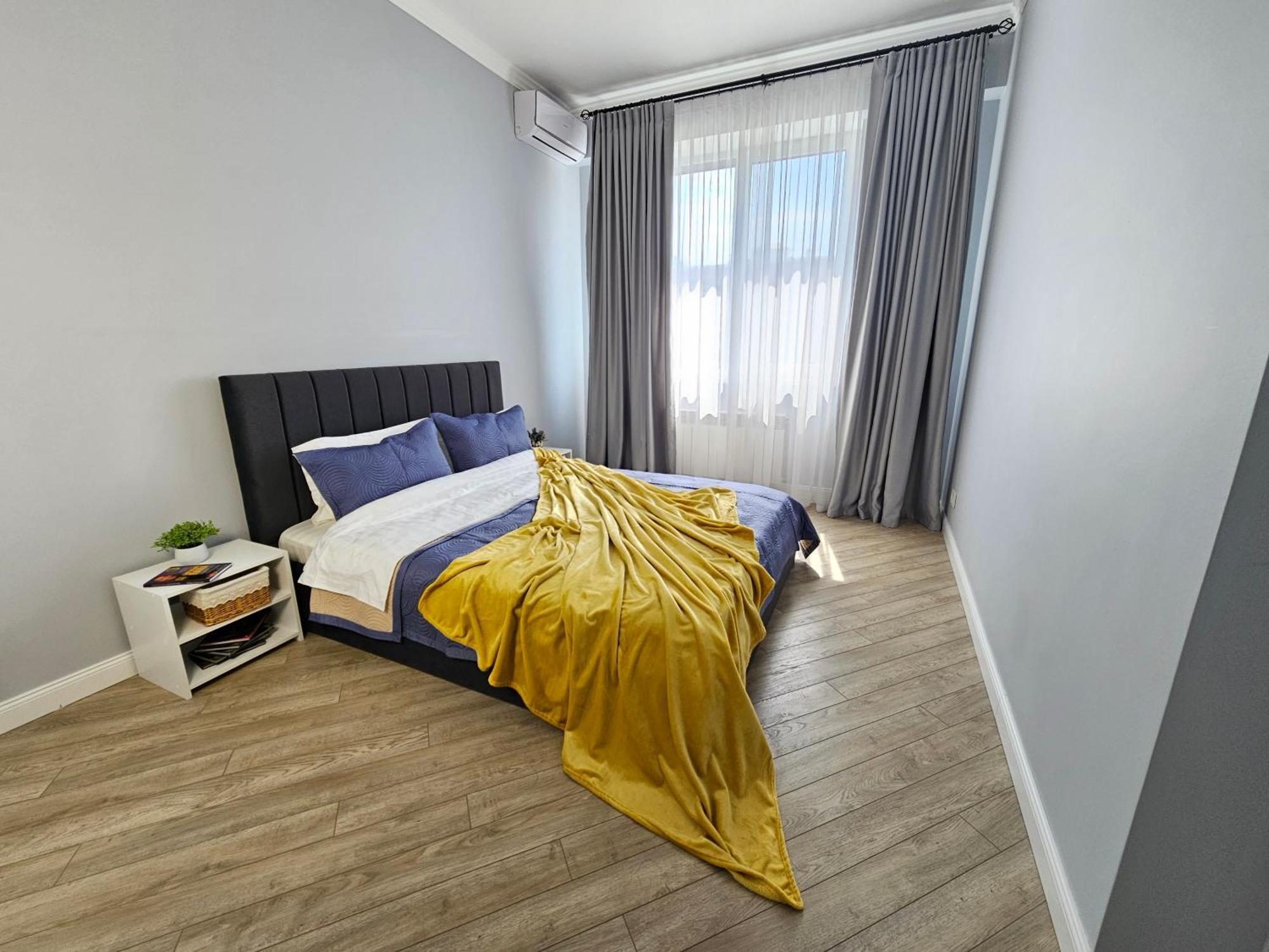 3 Room Gagarin Park Residential Complex Near Mega Shopping Mall Almaty Exterior foto